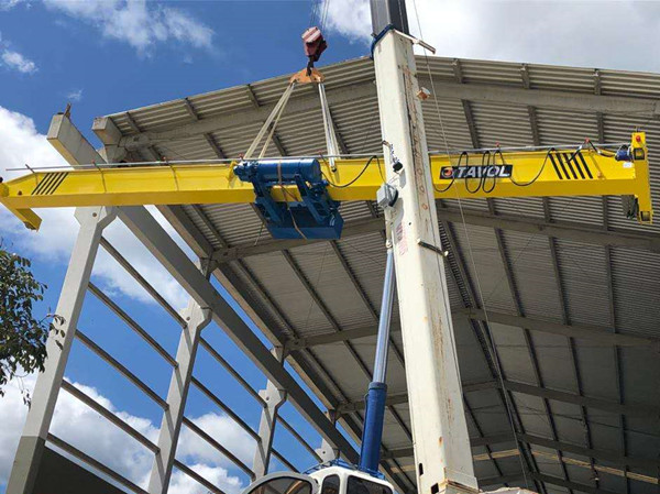 gr&uacute;a puente de una viga