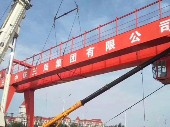 Gr&uacute;a p&oacute;rtico de doble viga