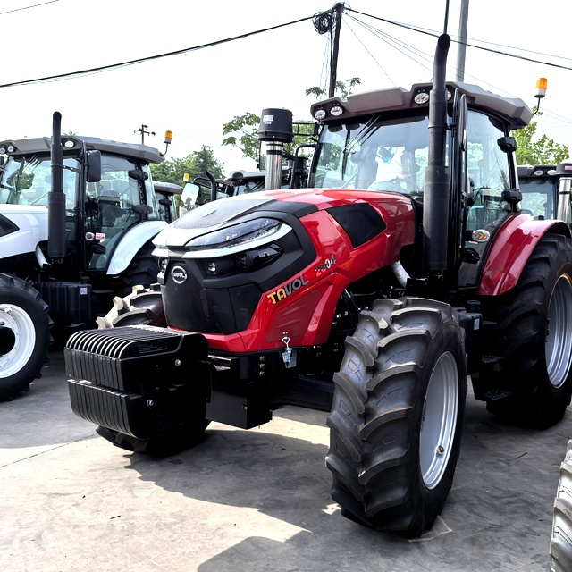 Tractor de servicio pesado 4x4 de 240 CV TL2404 - Grupo Tavol