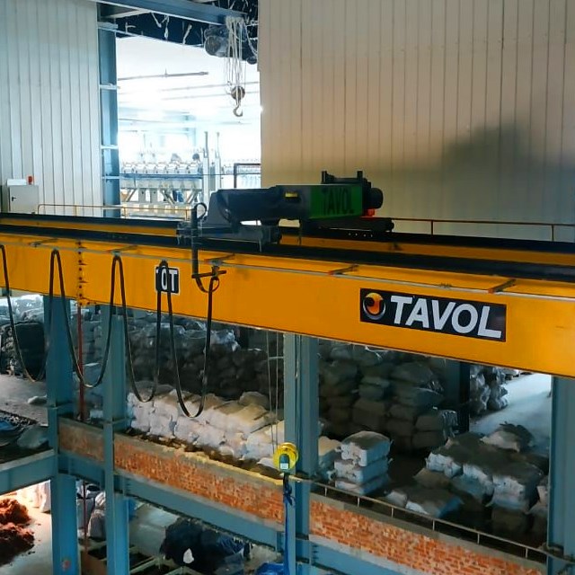 Gr&uacute;a de dise&ntilde;o de 10t euro