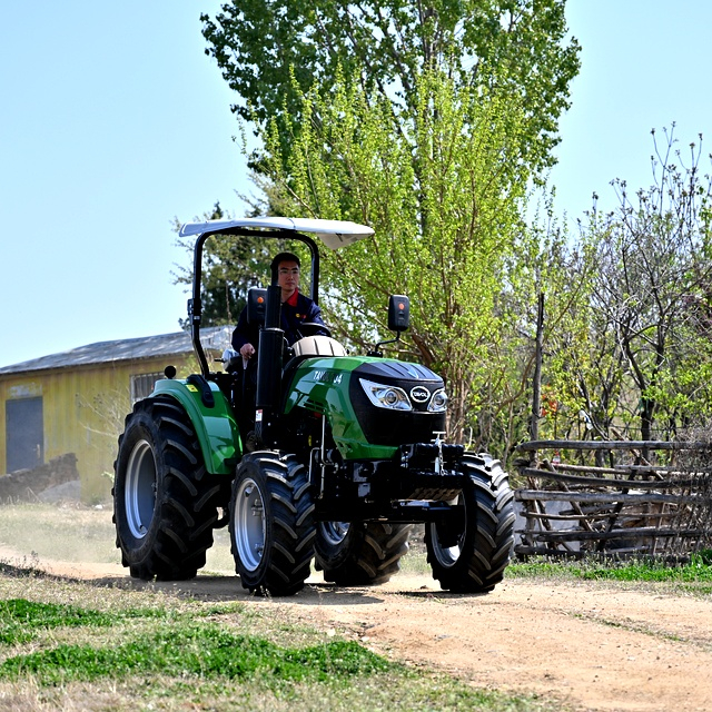 Tractor de ruedas 70cv 4x4 Alta Eficiencia - Grupo Tavol
