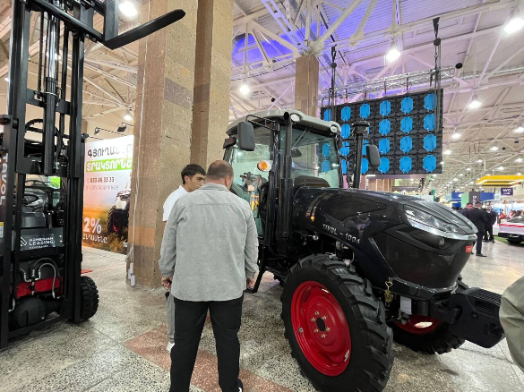 6BE7BCA04976BD352C8D99BB8BE67899_720_ 副本