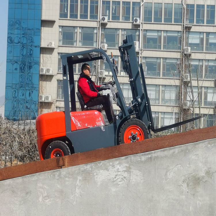 proveedor de carretillas elevadoras