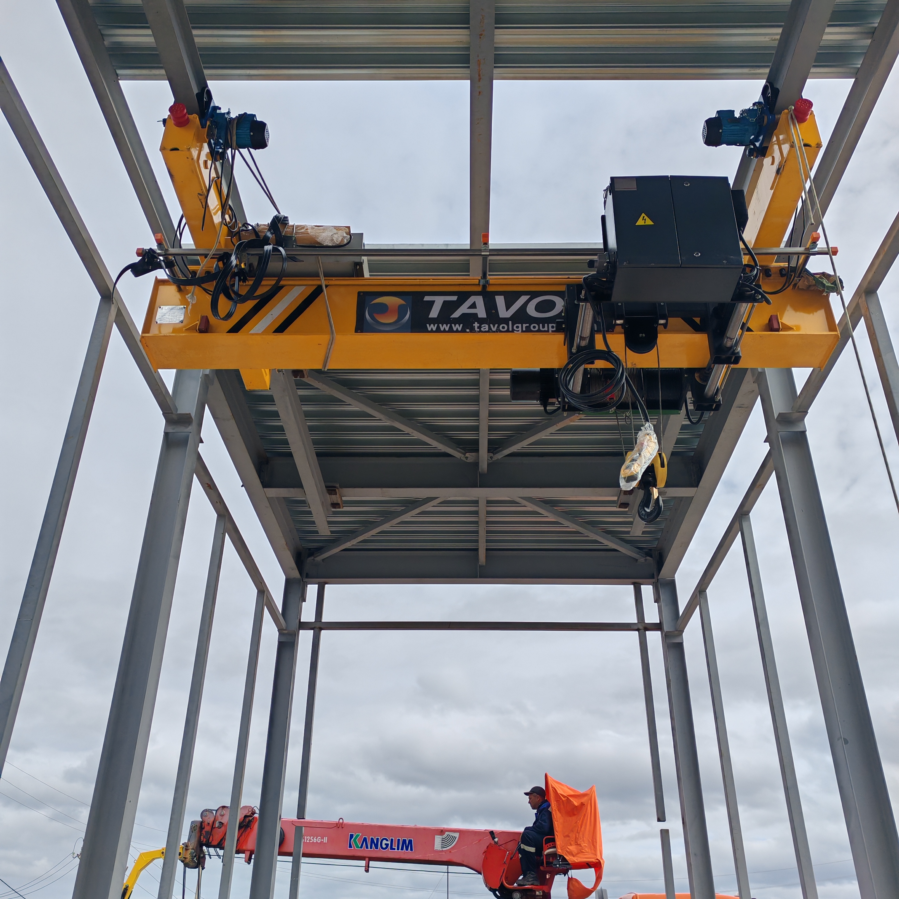 Underslung Running Single -Girder Bridge Brules