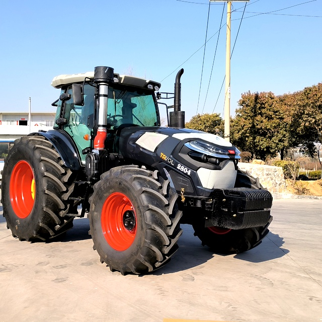 Tractor de ruedas 4x4 280 CV TL2804 - Grupo Tavol