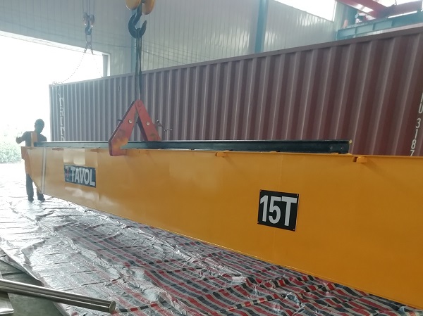 Gr&uacute;a a&eacute;rea